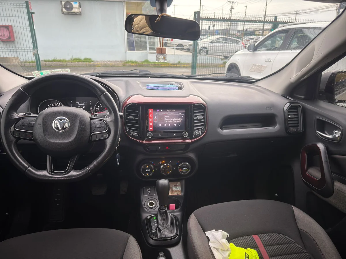 RAM 1000 BIGHORN 1.8 AUT. 2021 - Miniatura 7