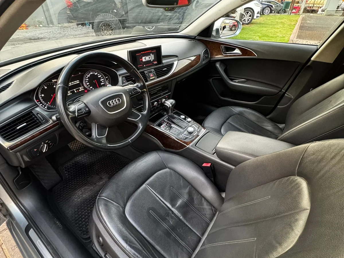 AUDI A6 TDI 2.0 - Miniatura 11