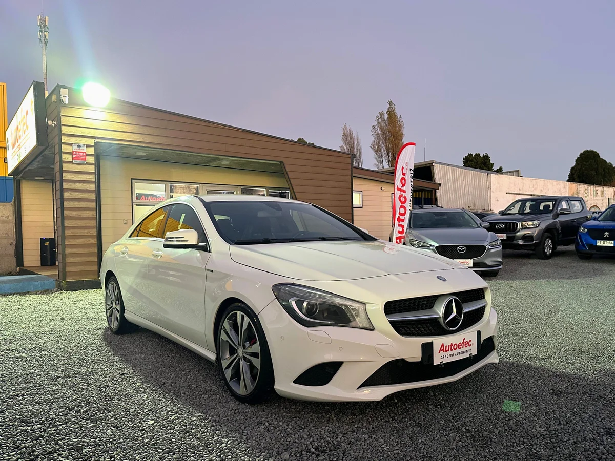 MERCEDES BENZ CLA 180 AUT. 2021