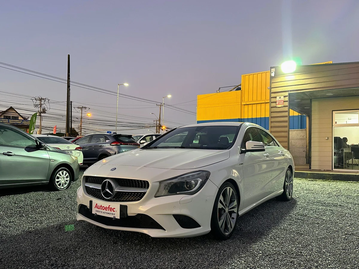 MERCEDES BENZ CLA 180 AUT. 2021