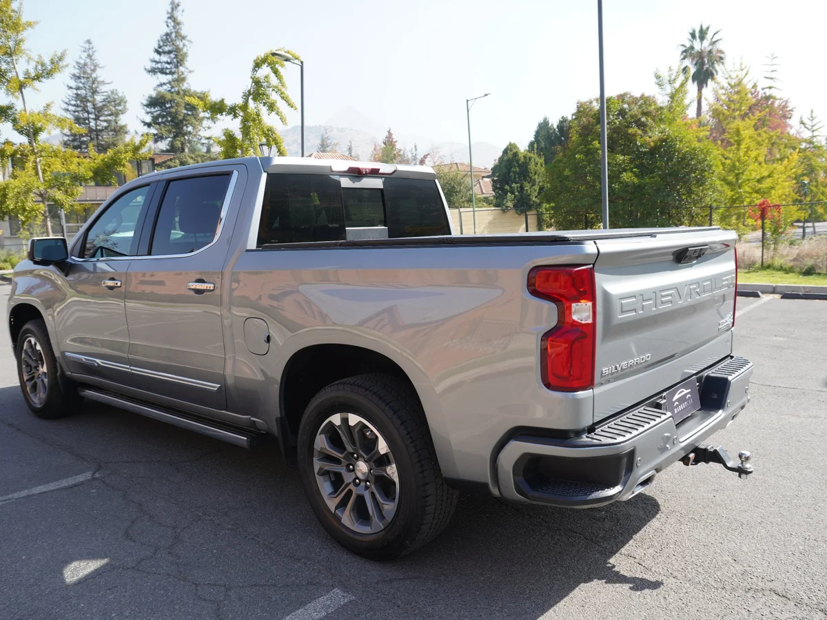 Chevrolet Silverado High Country 3.0 Año 2023 miniatura 7
