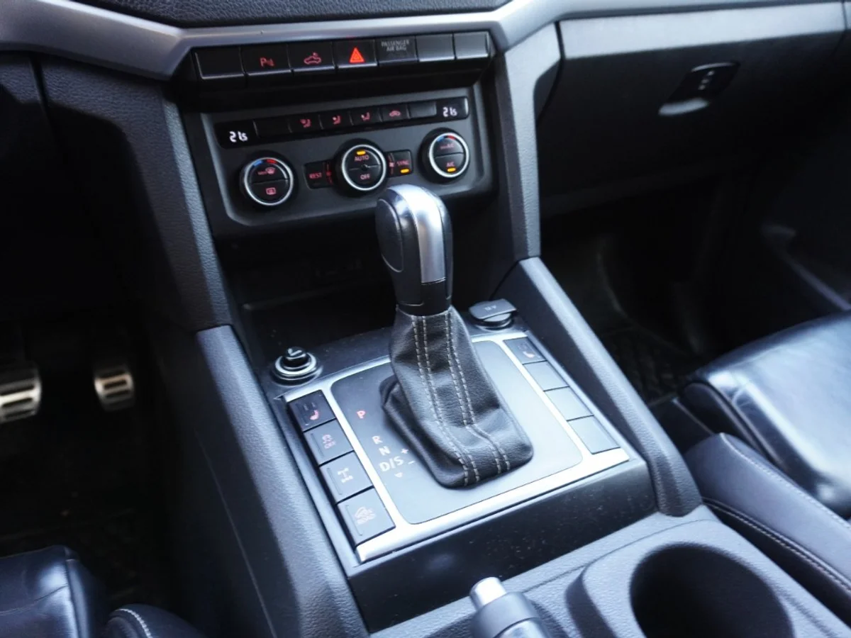 Volkswagen Amarok 3.0 V6 4Motion Año 2022 miniatura 27