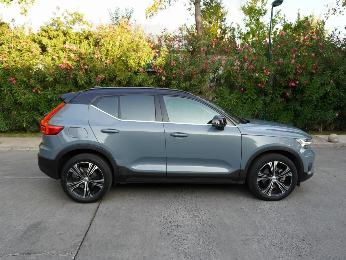Volvo XC40 T4 Inscription. Año 2022 miniatura 4