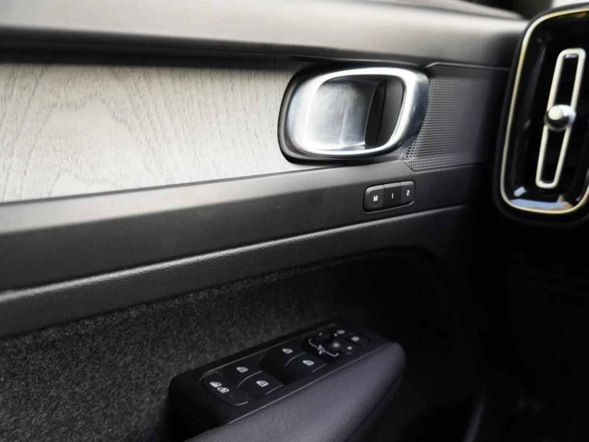 Volvo XC40 T4 Inscription. Año 2022 miniatura 26