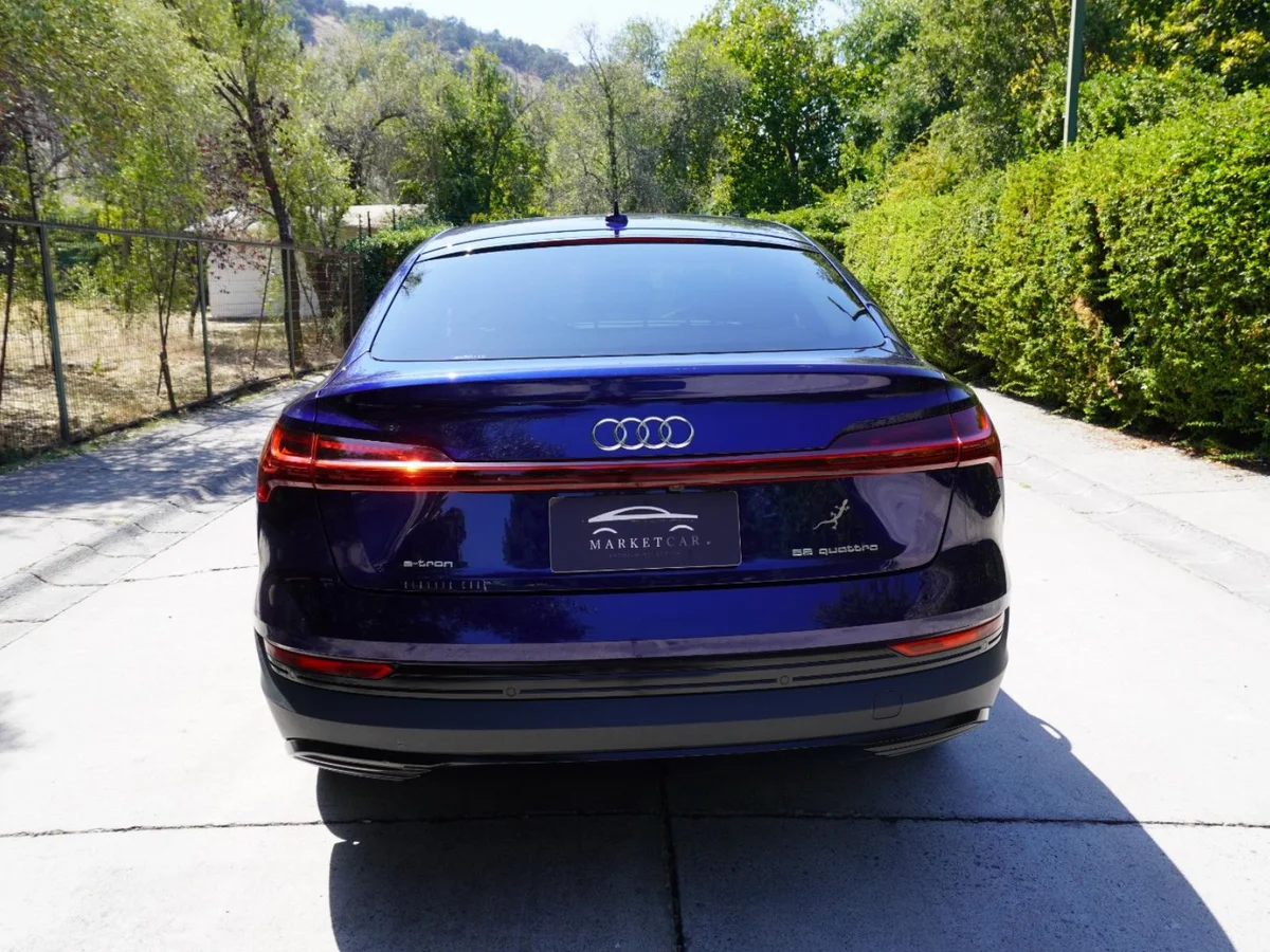 AUDI e-Tton Sportback 55 Quattro Año 2022 miniatura 6