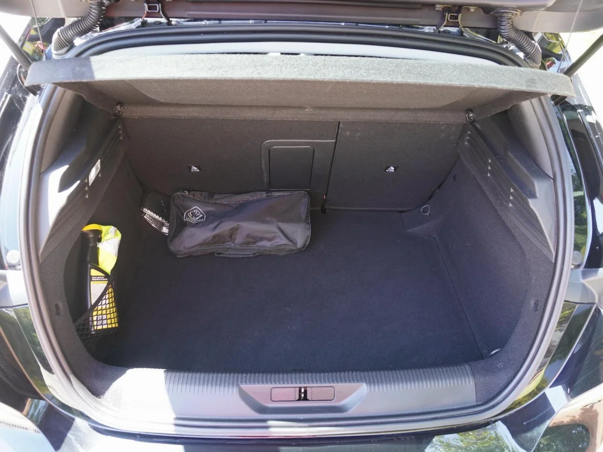 Peugeot 308 Allure Pack 1.5 Año 2025 miniatura 12