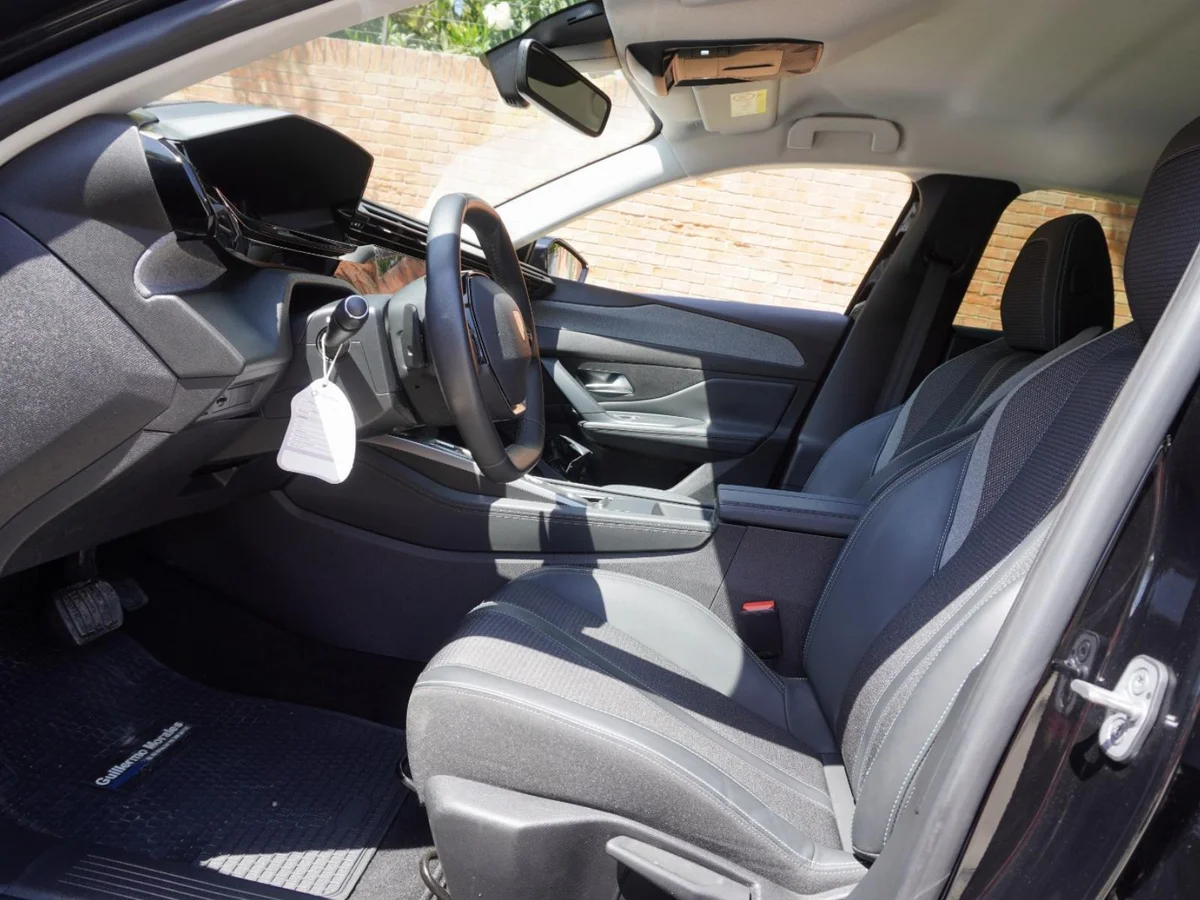 Peugeot 308 Allure Pack 1.5 Año 2025 miniatura 27