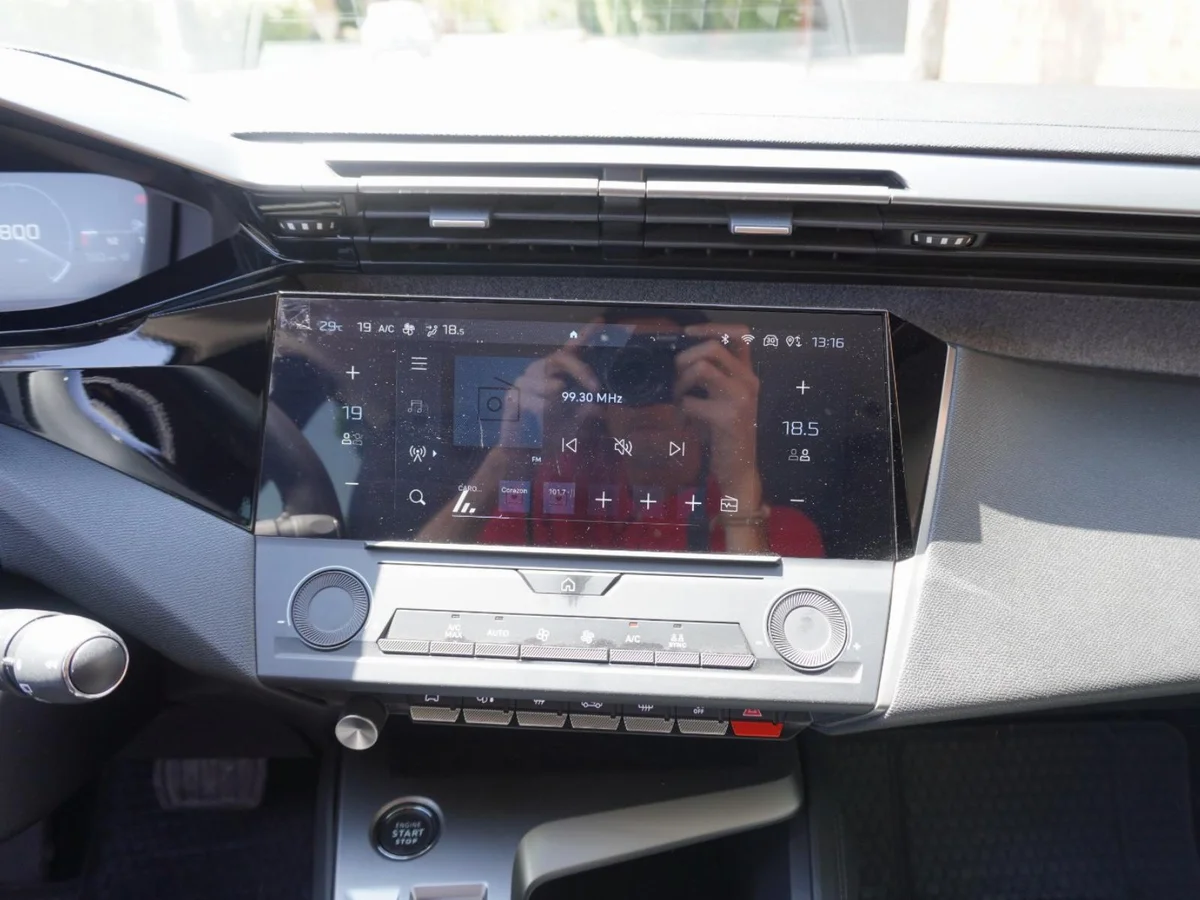 Peugeot 308 Allure Pack 1.5 Año 2025 miniatura 19