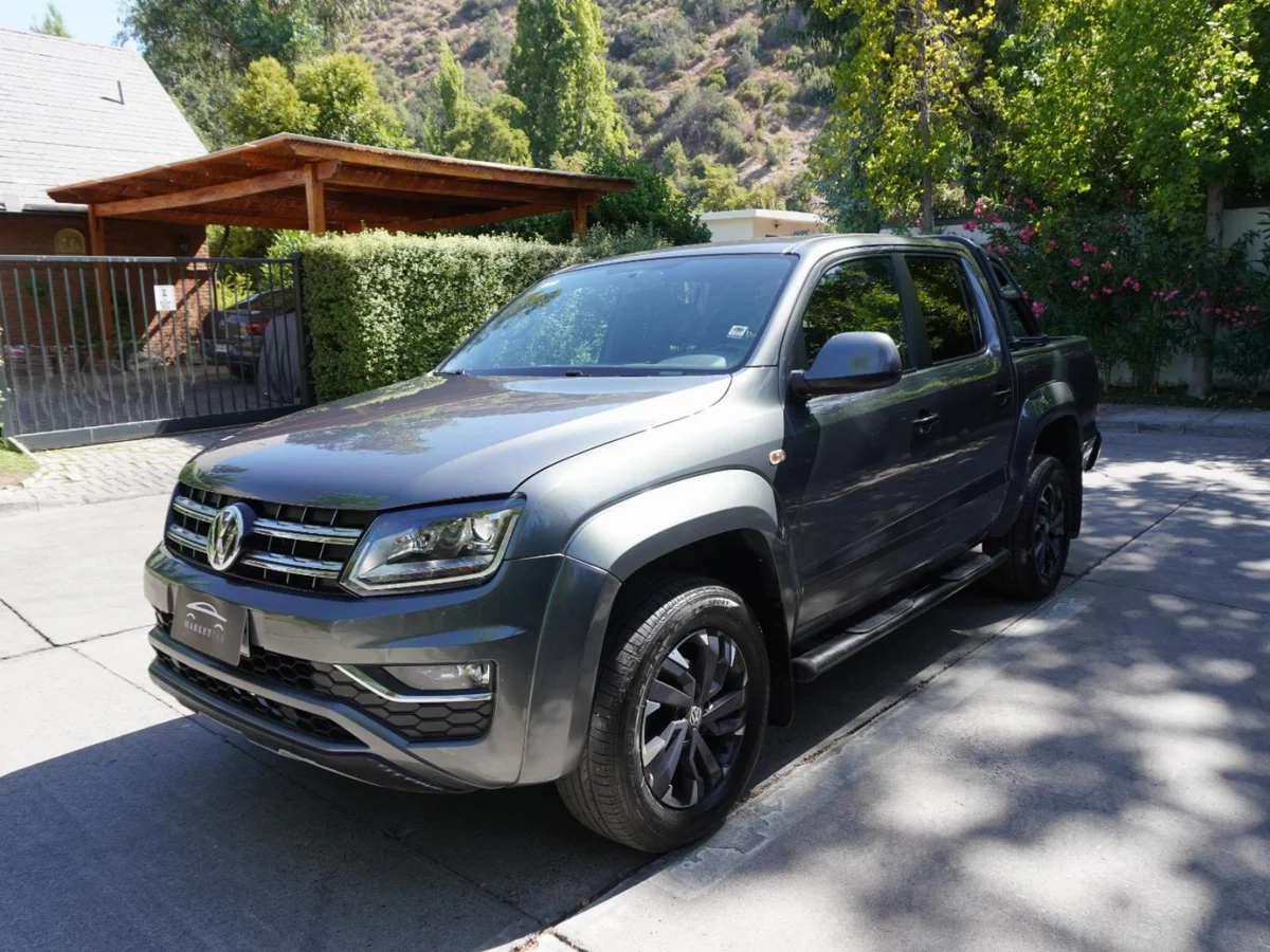 Volkswagen Amarok Black Label Año 2020 miniatura 1