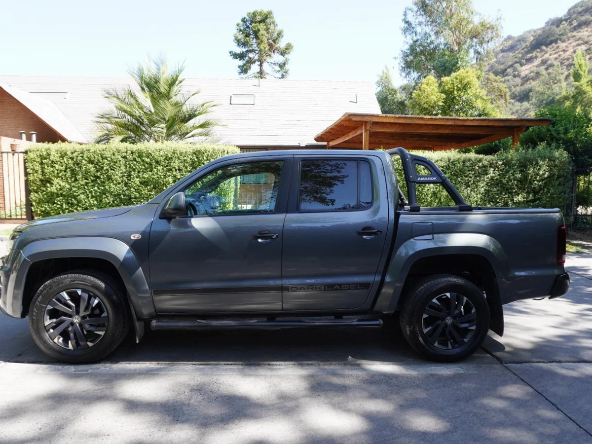 Volkswagen Amarok Black Label Año 2020 miniatura 4