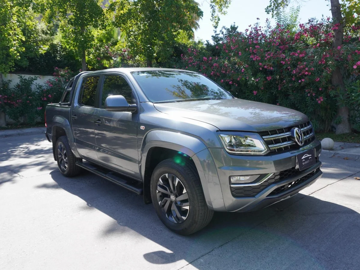 Volkswagen Amarok Black Label Año 2020 miniatura 2