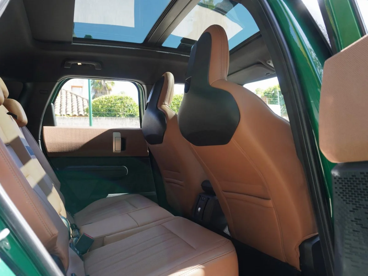 MINI Countryman Favoured Año 2025 miniatura 16