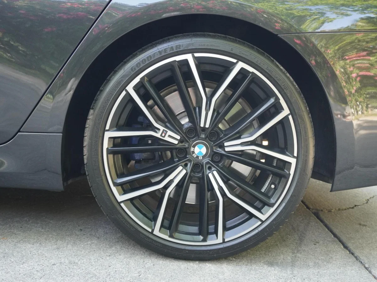 BMW 550 X Drive M Sport Año 2023 miniatura 27