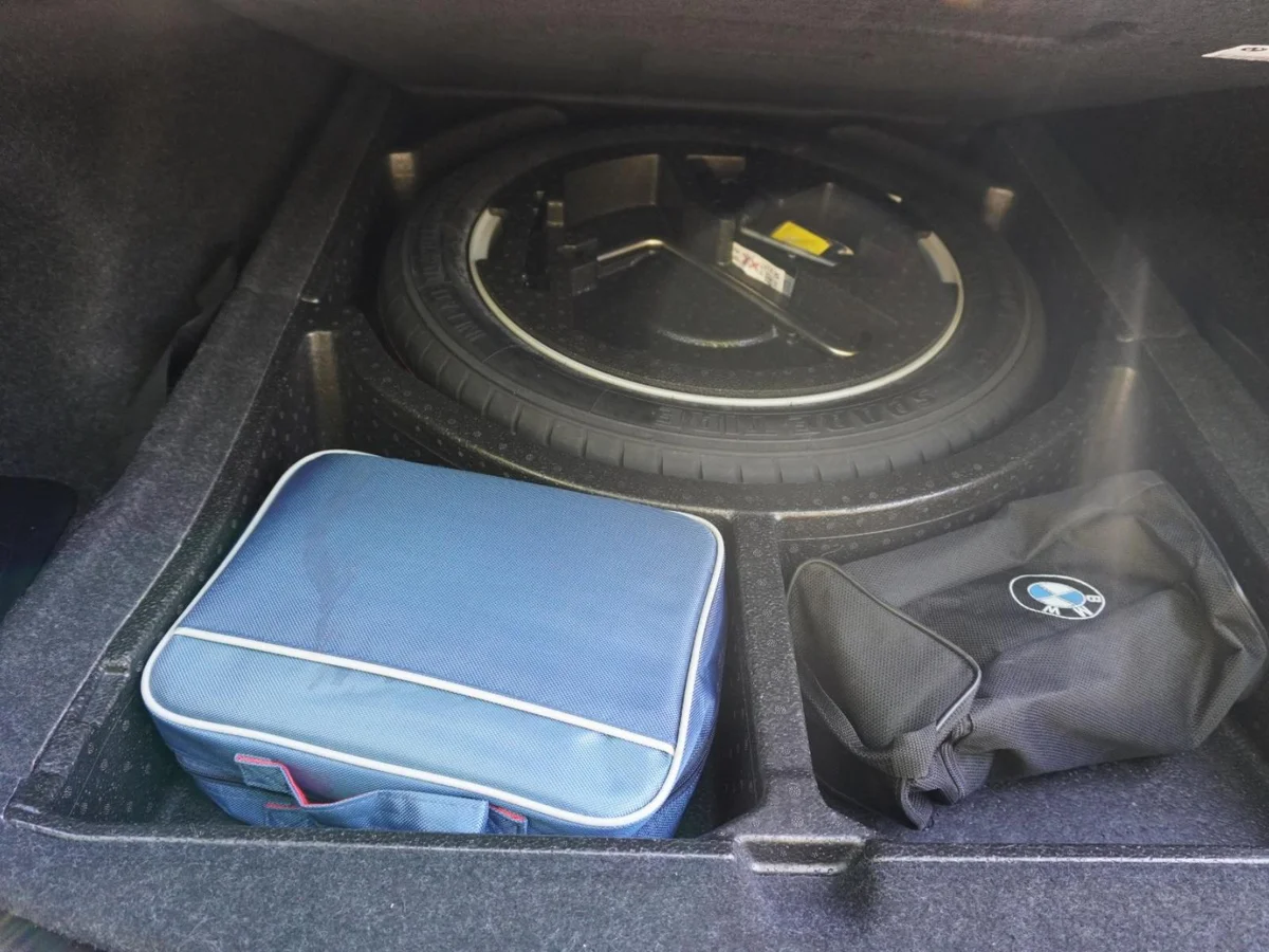 BMW 550 X Drive M Sport Año 2023 miniatura 26