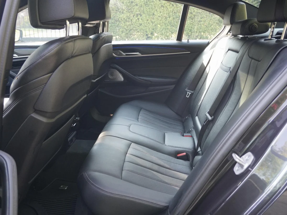 BMW 550 X Drive M Sport Año 2023 miniatura 16