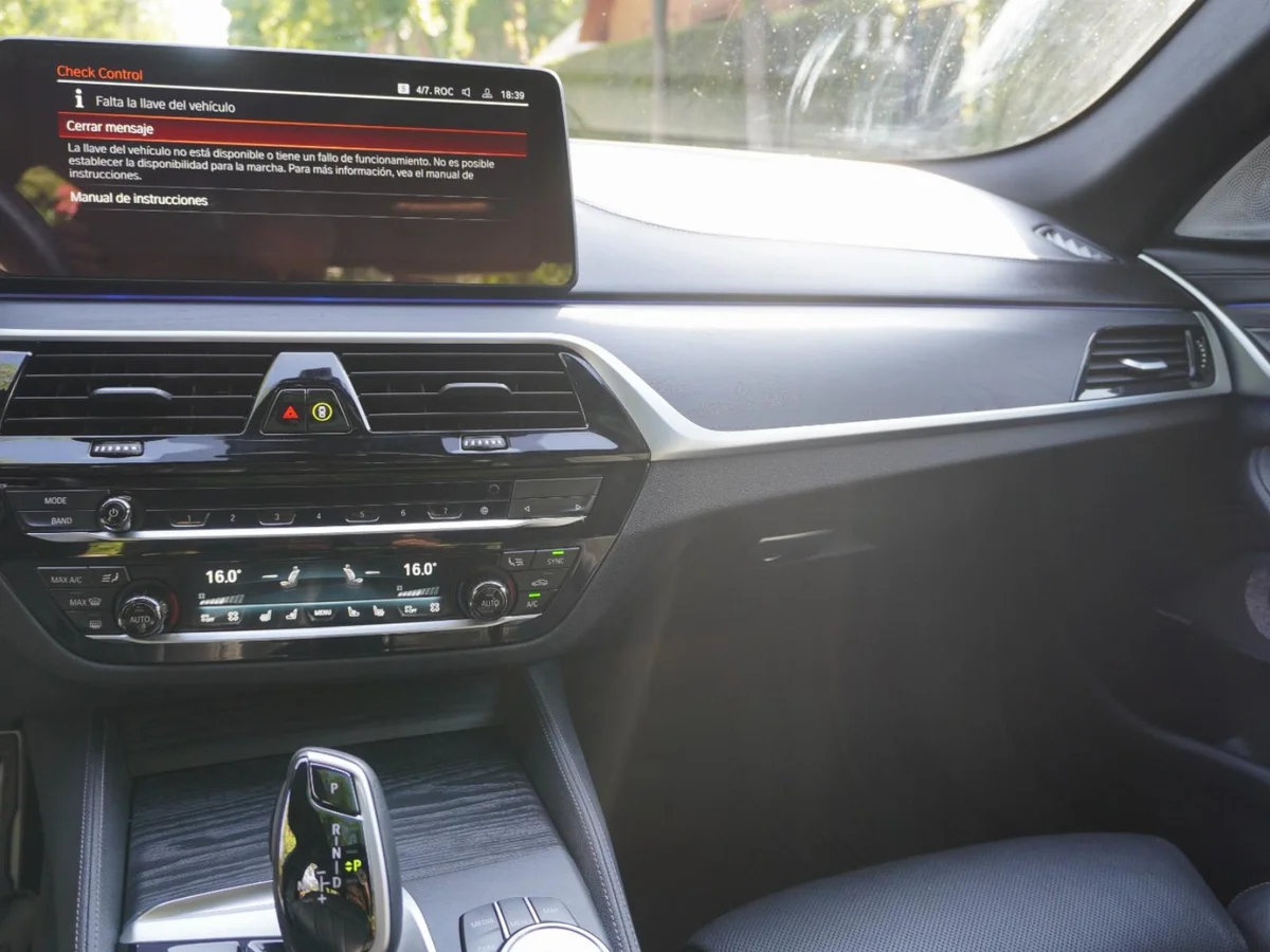 BMW 550 X Drive M Sport Año 2023 miniatura 18