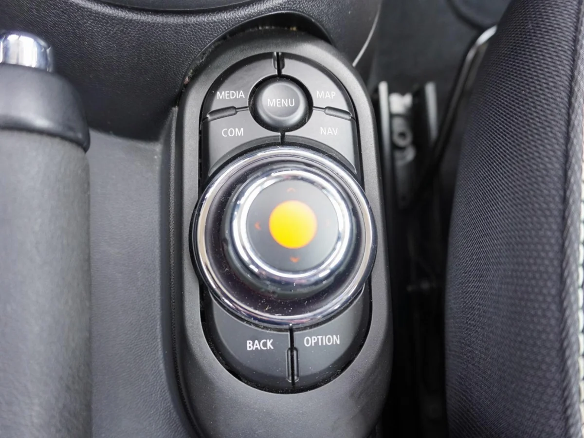 MINI Cooper Pepper Año 2021 miniatura 24