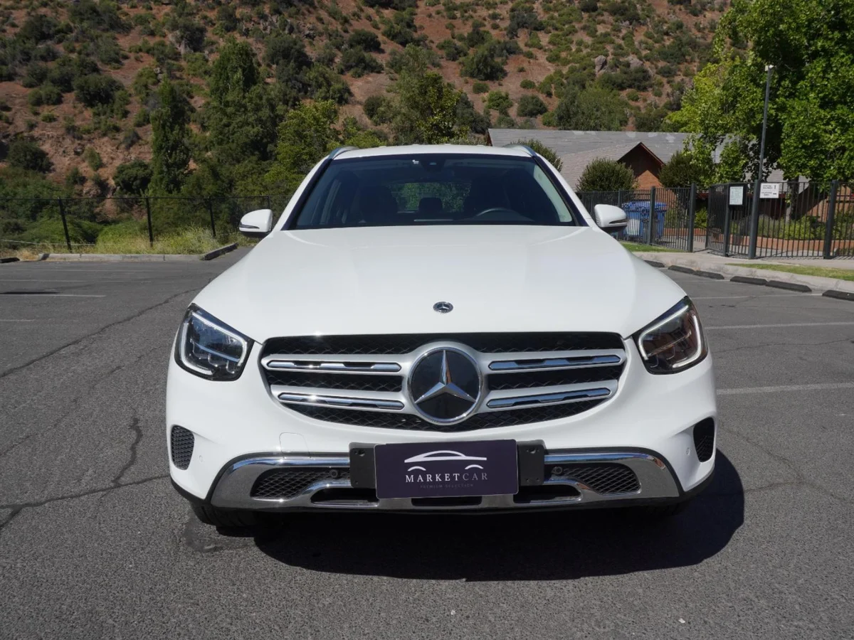 Mercedes Benz GLC 220D 4Matic Año 2021 miniatura 2