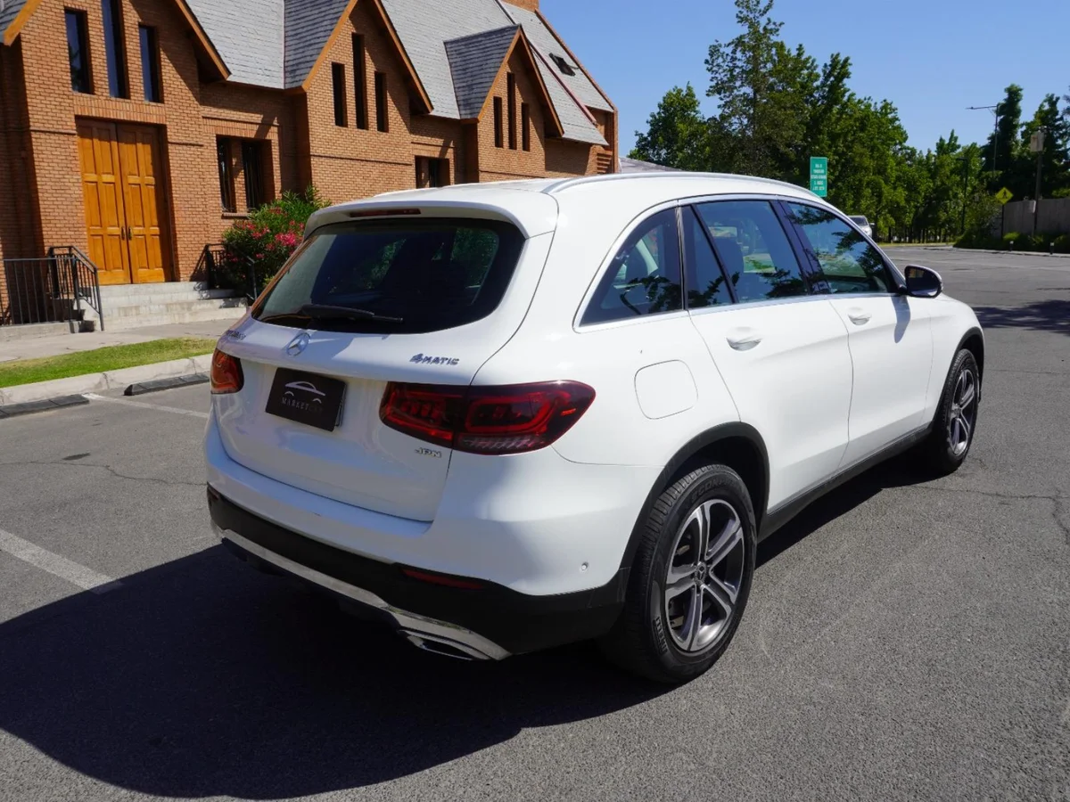 Mercedes Benz GLC 220D 4Matic Año 2021 miniatura 5