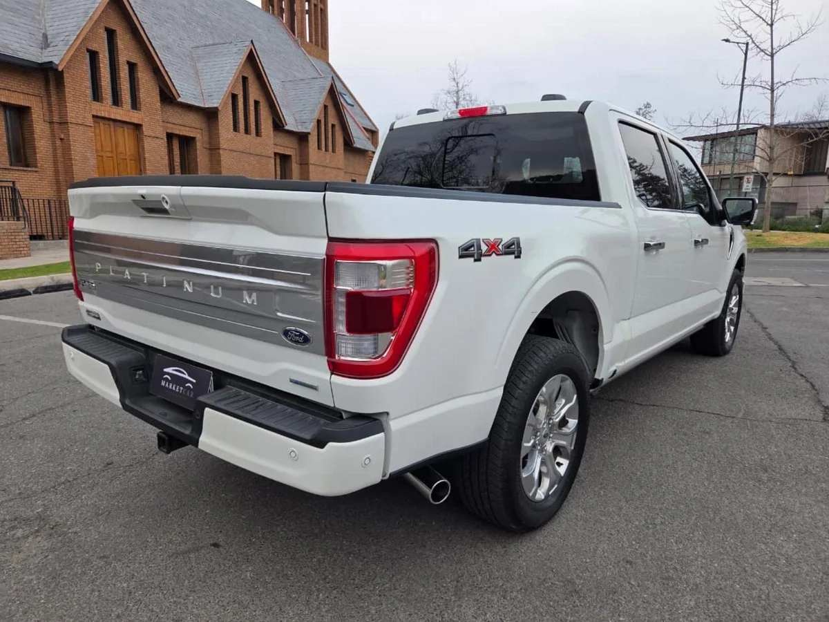 Ford F-150 Platinum 4x4 3.5 Año 2024 miniatura 5