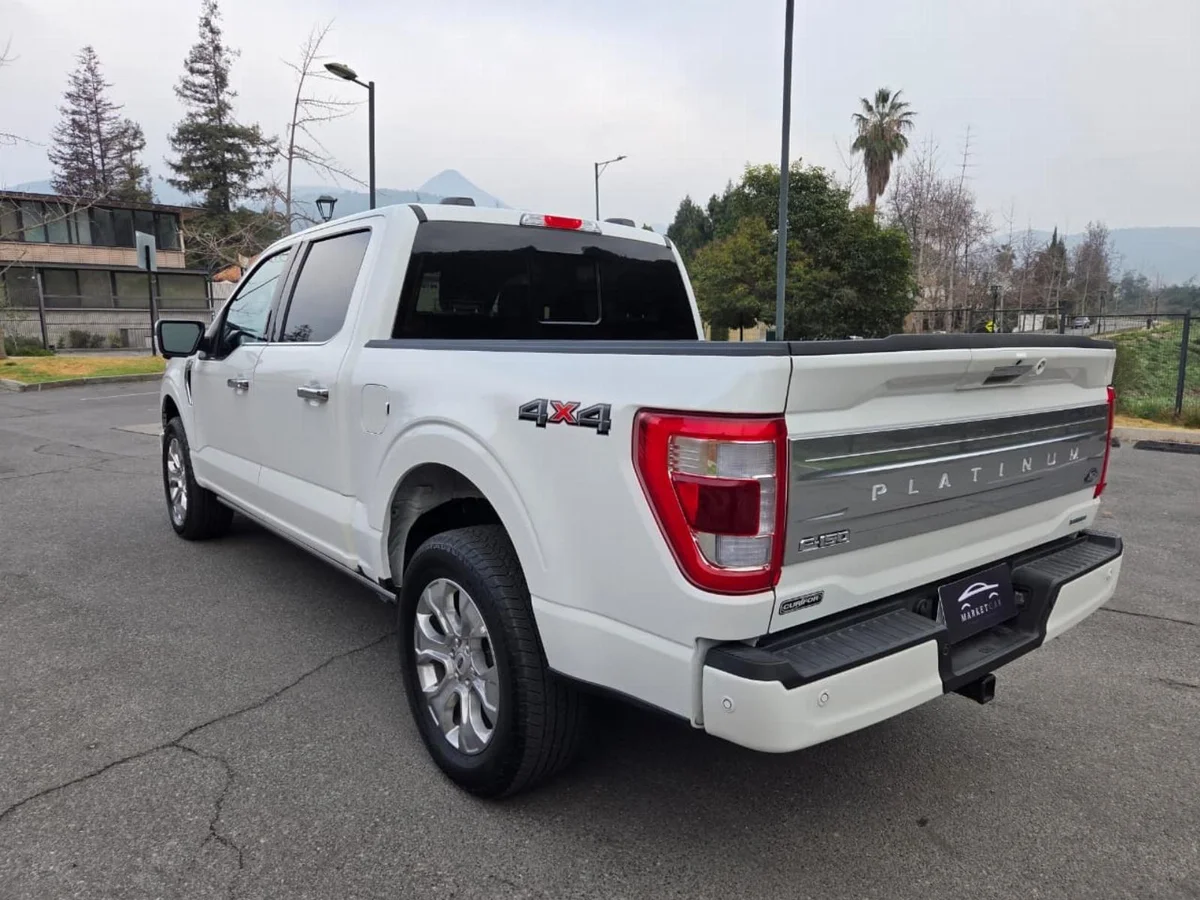 Ford F-150 Platinum 4x4 3.5 Año 2024 miniatura 7