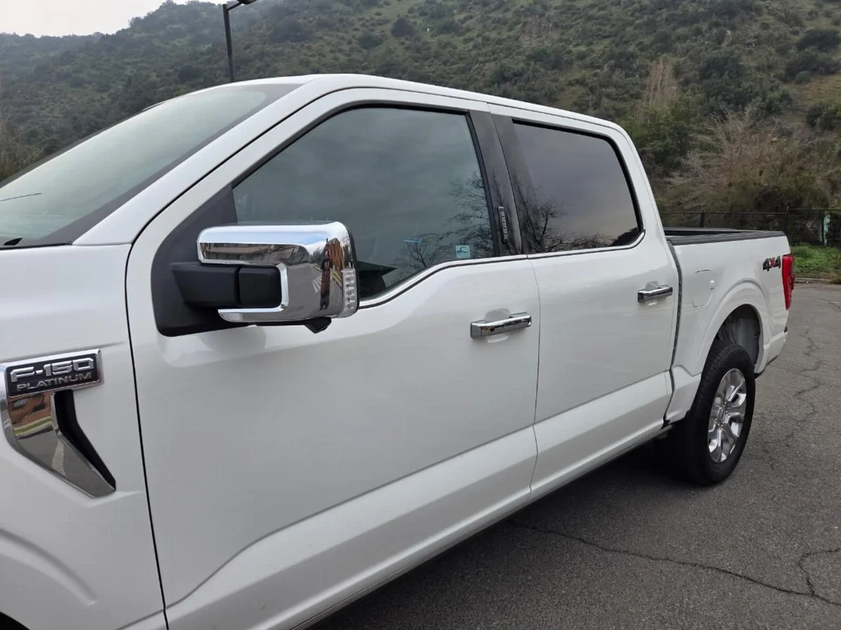 Ford F-150 Platinum 4x4 3.5 Año 2024 miniatura 9