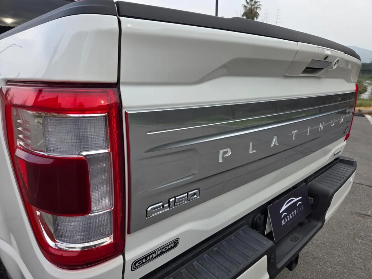 Ford F-150 Platinum 4x4 3.5 Año 2024 miniatura 19