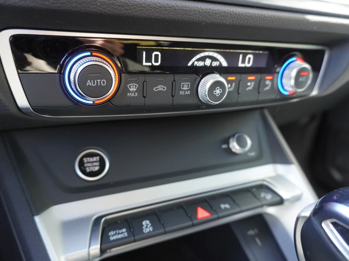 Audi Q3 35 TFSI AT Año 2024 miniatura 22