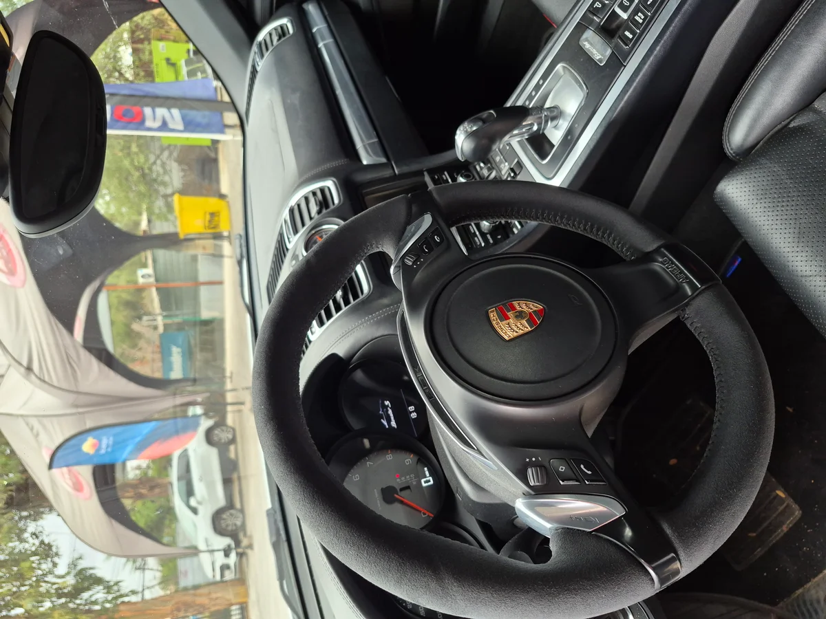Porsche Boxster S 981 - Miniatura 11