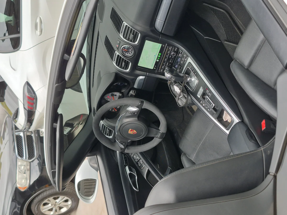 Porsche Boxster S 981 - Miniatura 21