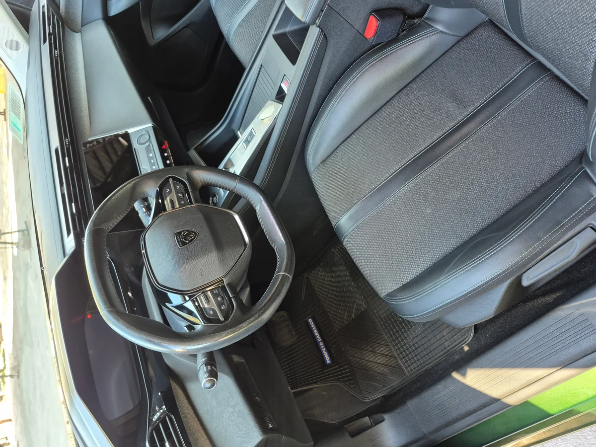 Peugeot 308 Bluehdi - Miniatura 11