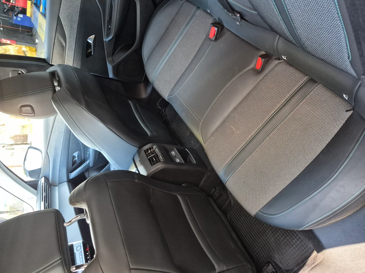 Peugeot 308 Bluehdi - Miniatura 14