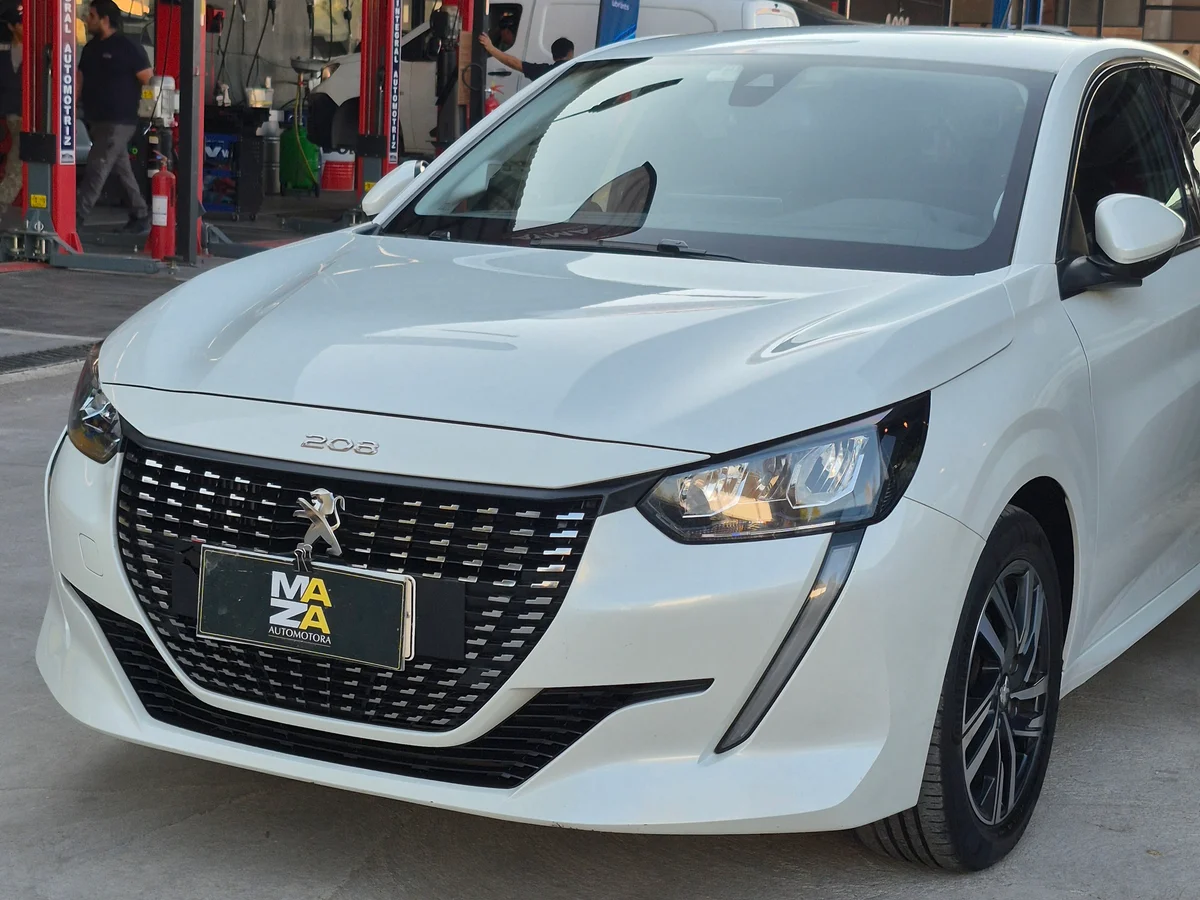 Peugeot 208 - Miniatura 4