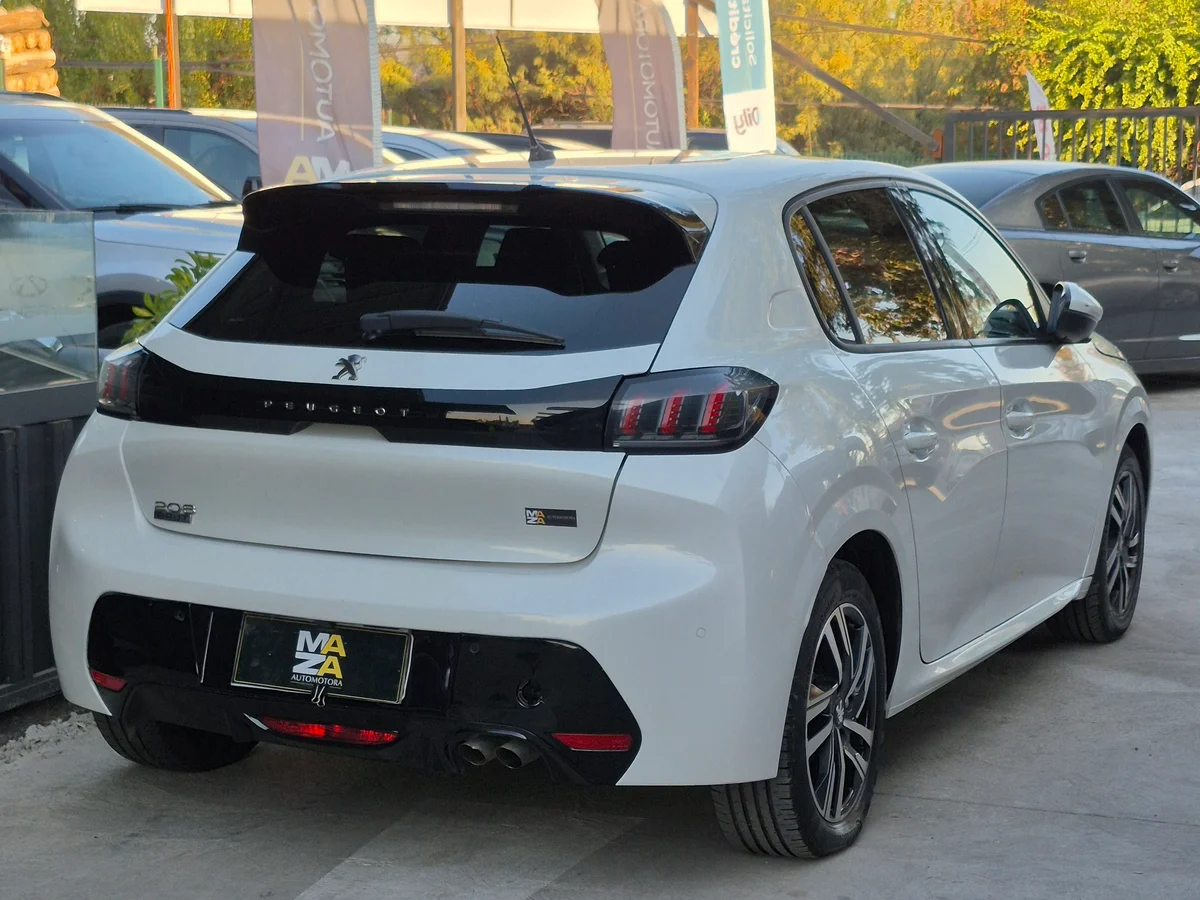 Peugeot 208 - Miniatura 12