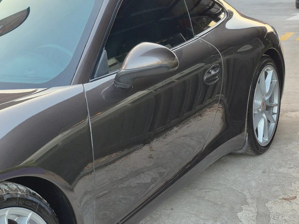 Porsche 911 Carrera S - Miniatura 6