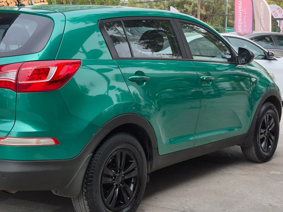 Kia Sportage 2.0 - Miniatura 15