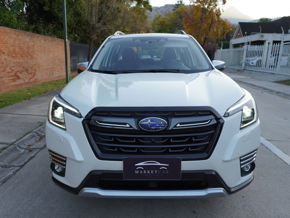 Subaru Forester 2.5 Limited AT 4x4. Año 2022