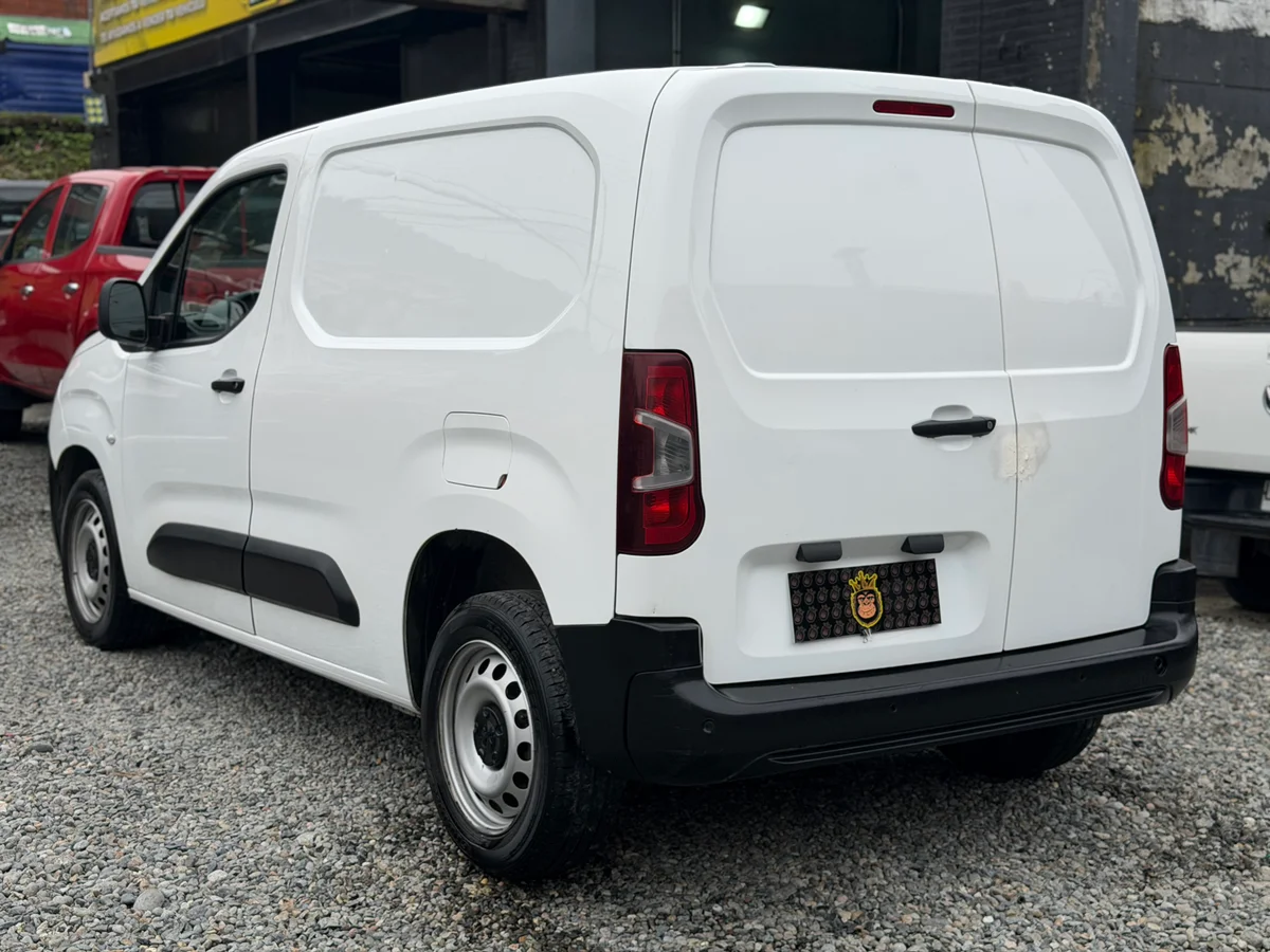 PEUGEOT Partner 1.6 2022 - Miniatura 7