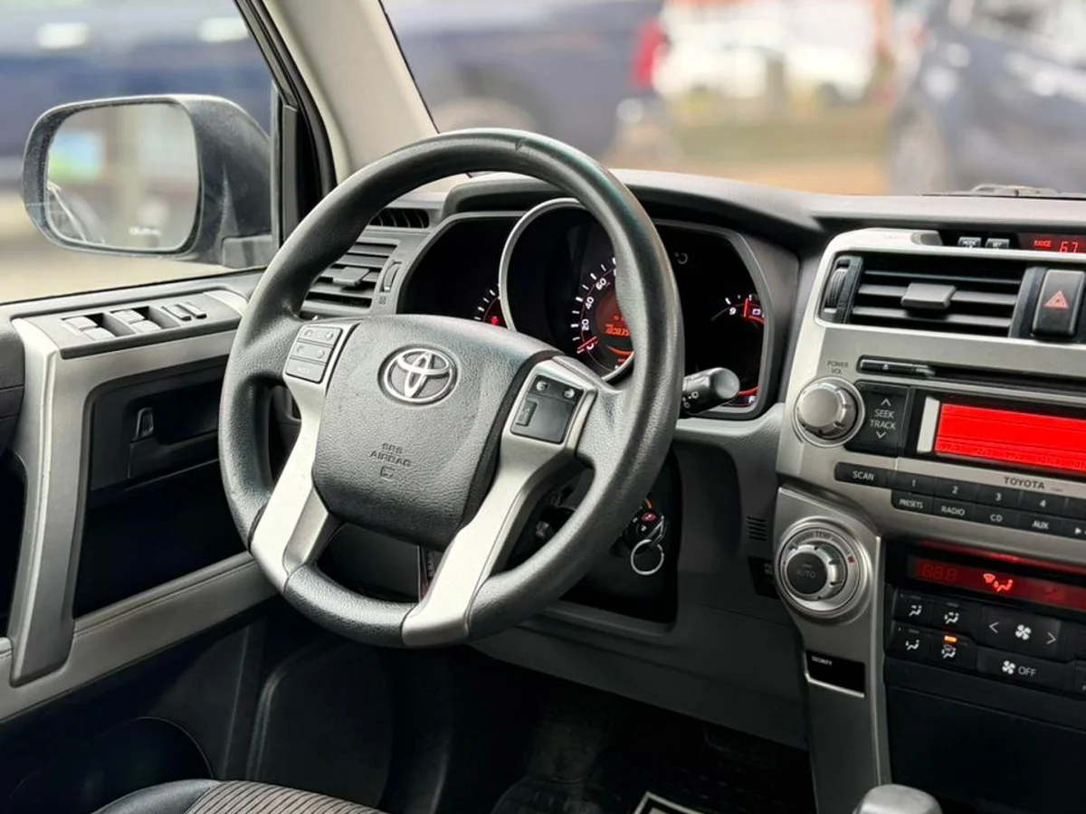 TOYOTA 4RUNNER LIMITED AT 4.0 2011 4x2 - Miniatura 7