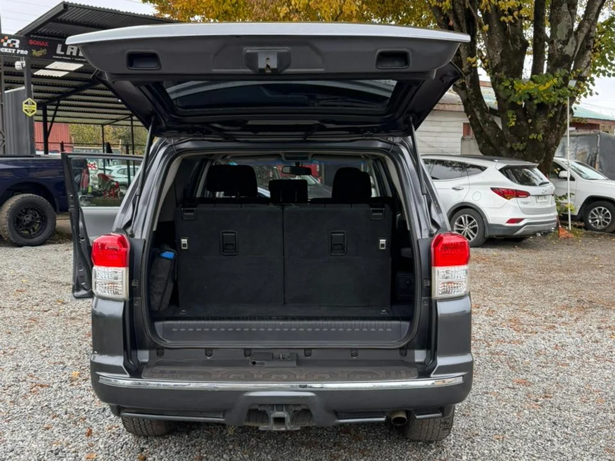 TOYOTA 4RUNNER LIMITED AT 4.0 2011 4x2 - Miniatura 12