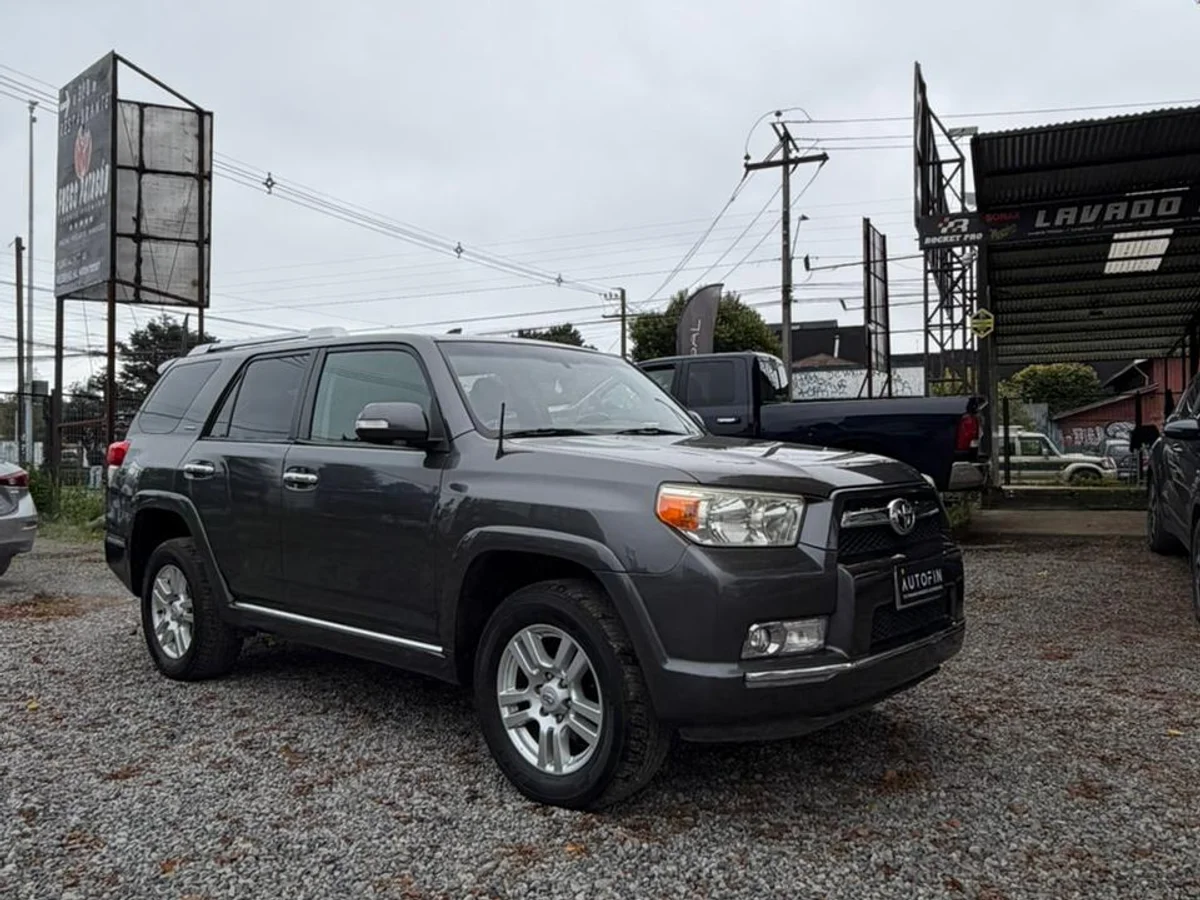 TOYOTA 4RUNNER LIMITED AT 4.0 2011 4x2 - Miniatura 14