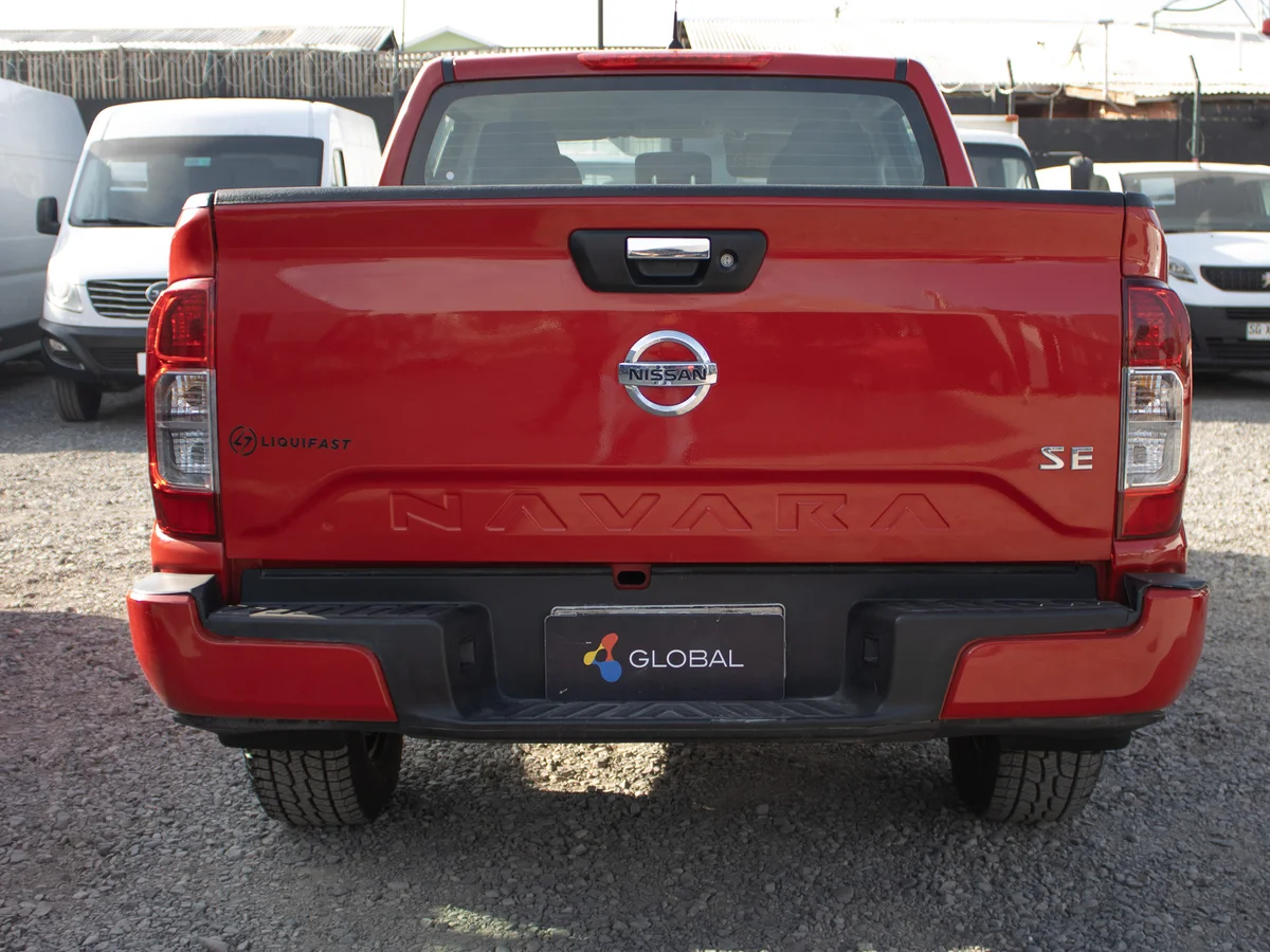 Nissan Navara 4x4 2022 miniatura 2