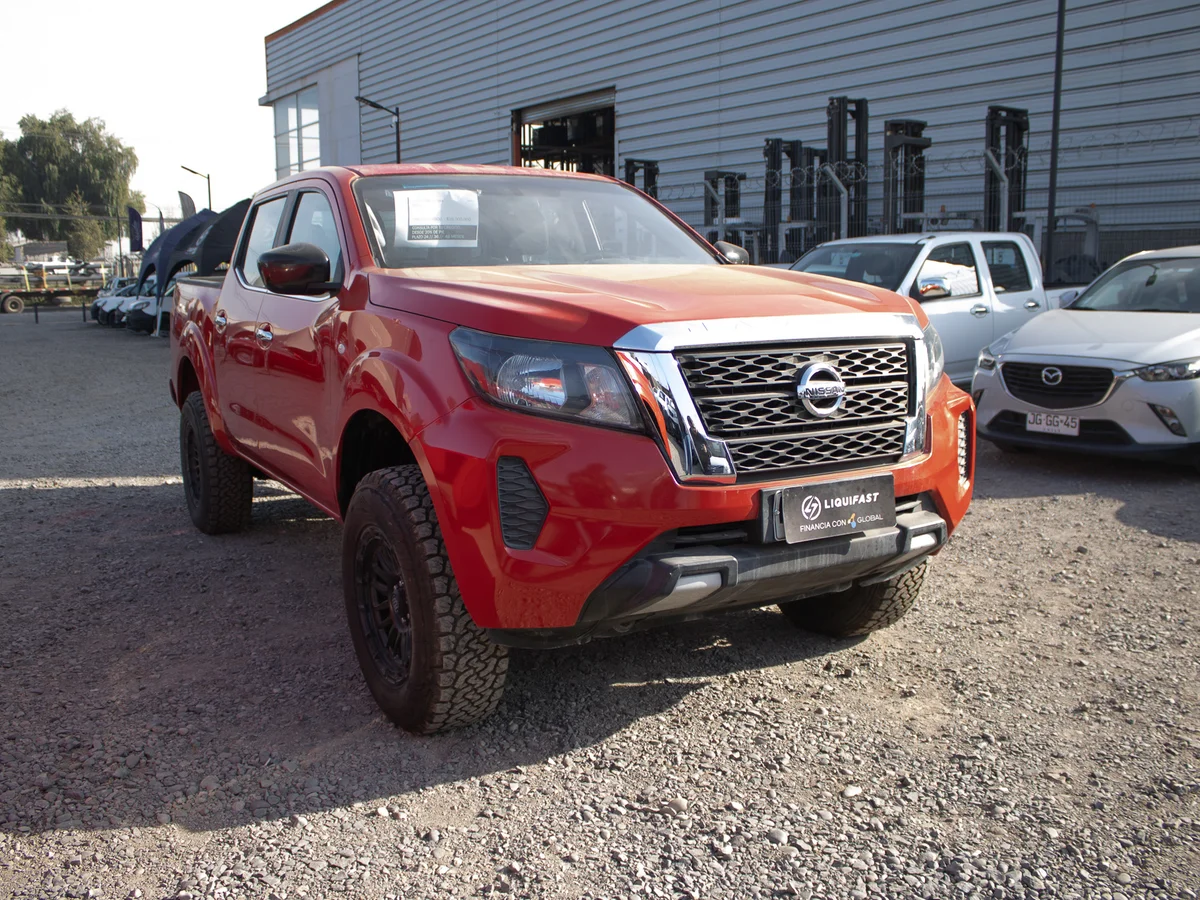 Nissan Navara 4x4 2022 miniatura 3