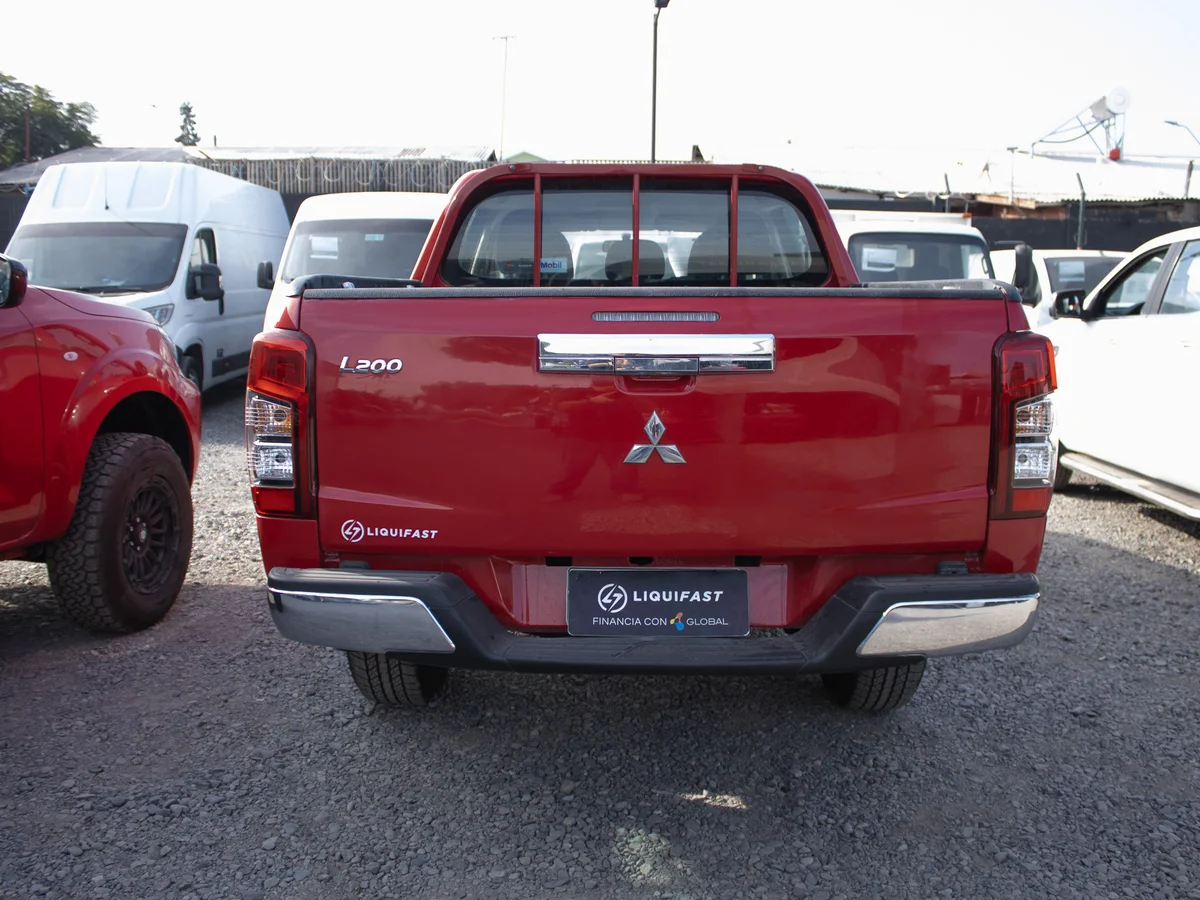 Mitsubishi L200 CRT 4x4 2022 miniatura 13