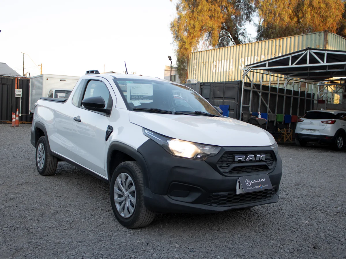 Ram 700 SLT 2024 miniatura 1