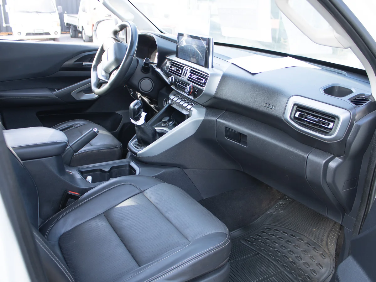 Changan Hunter 4x4 2023 miniatura 8