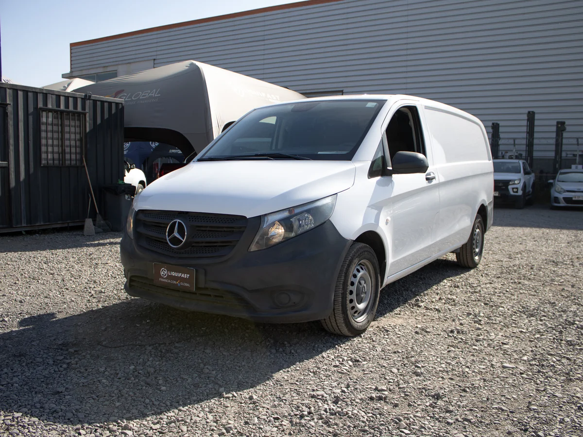 Mercedes Benz Vito 111 2022 miniatura 1