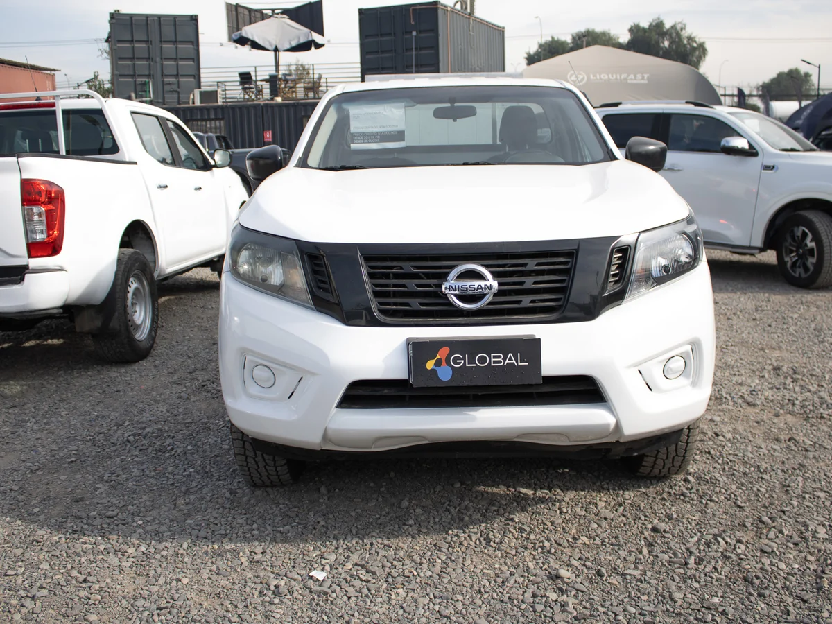 Nissan NP300 2020 miniatura 3
