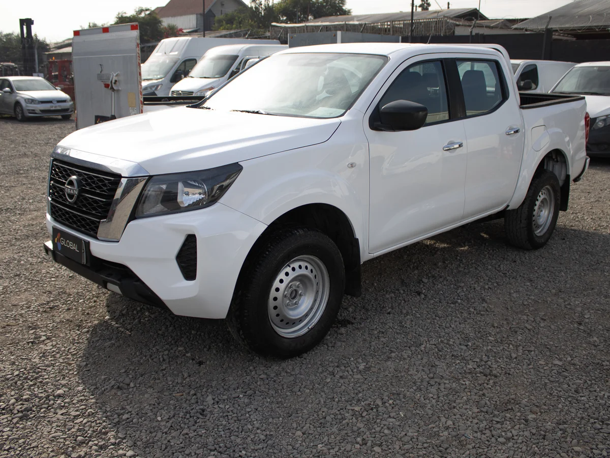 Nissan Navara 4x4 2023 miniatura 6