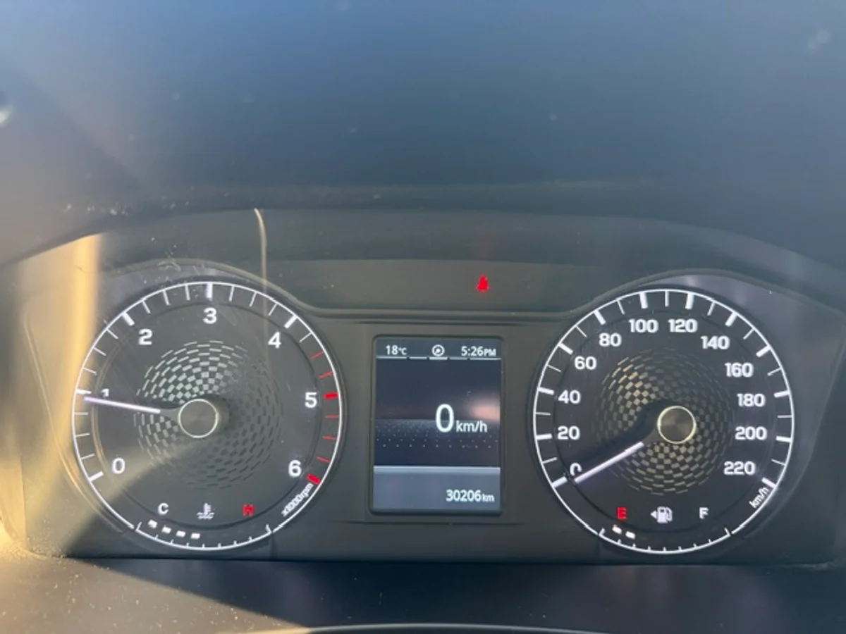 2024 SsangYong Grand Musso 2.2D GLX 4WD - Miniatura 9
